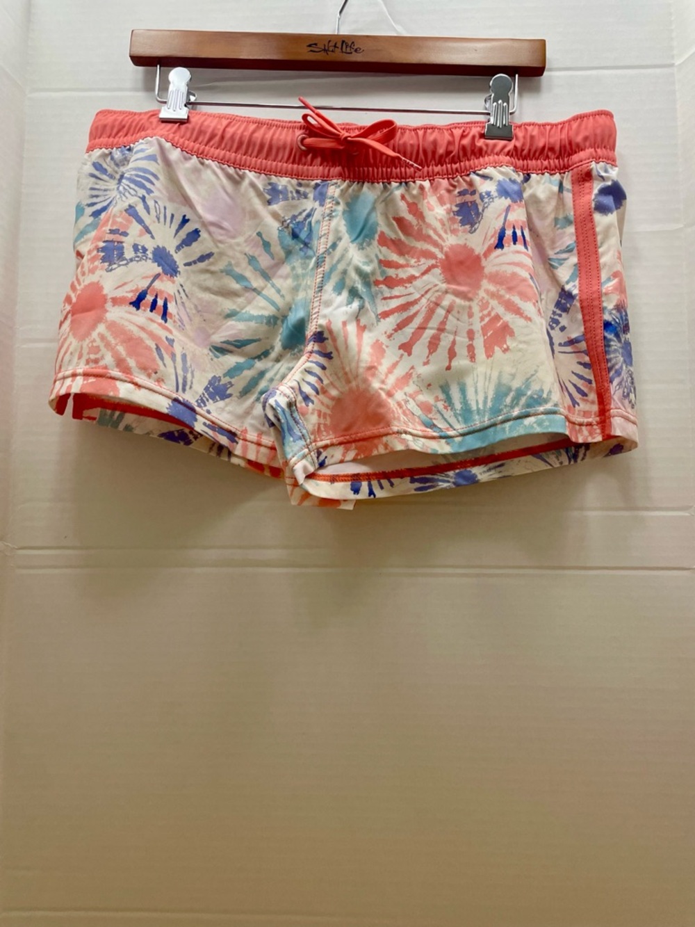 Salt Life Coral Tie-Dye Junior/Women's Athletic Unlined Swim Shorts - Picture 3 of 7